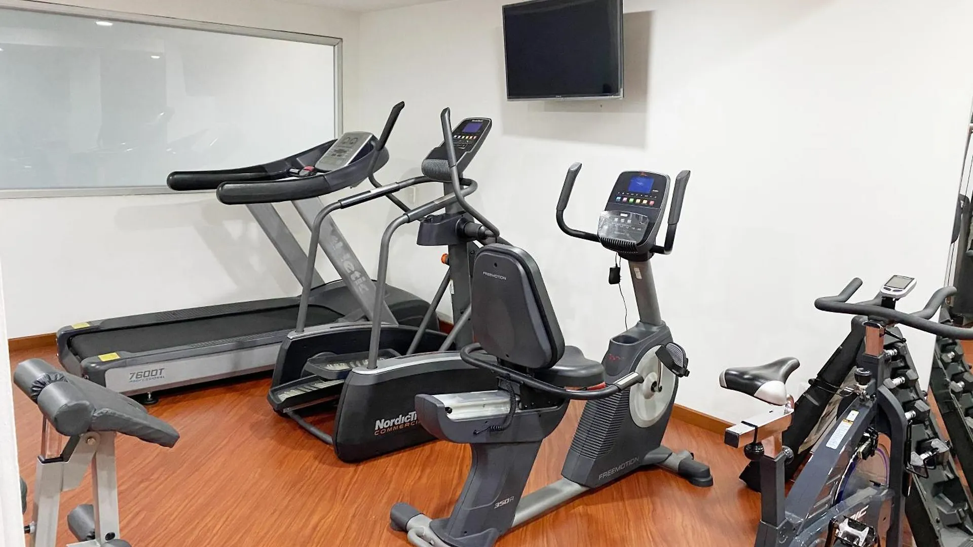 Hotel Bogota Regency Usaquen 4*,
